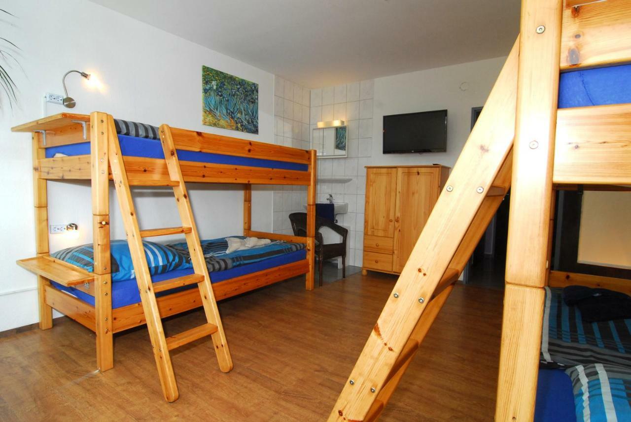 Ferienwohnung Krings&Monteurwohnungen Eschweiler Exterior foto